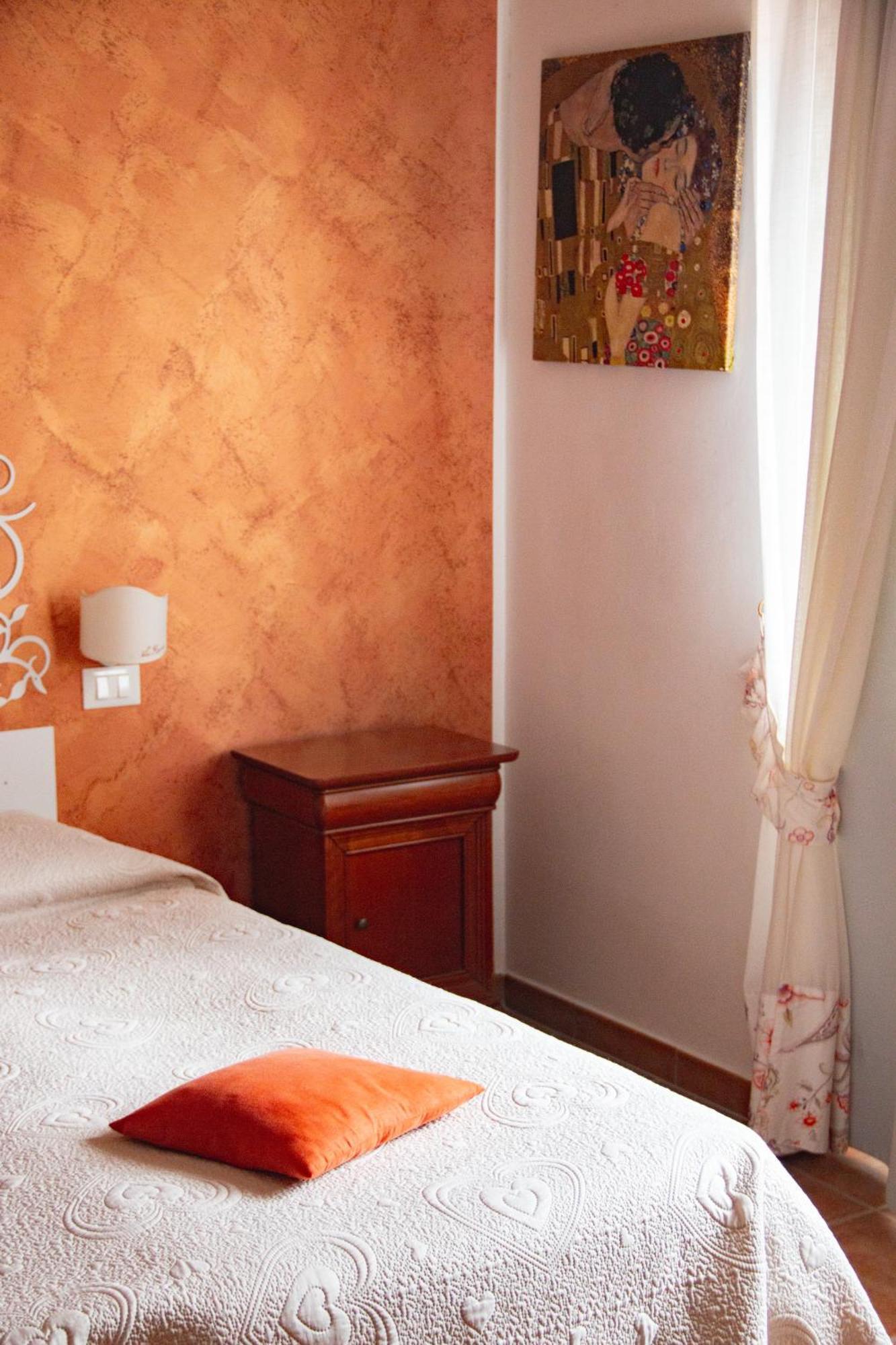 Casale La Rovere Montalto di Castro Rum bild